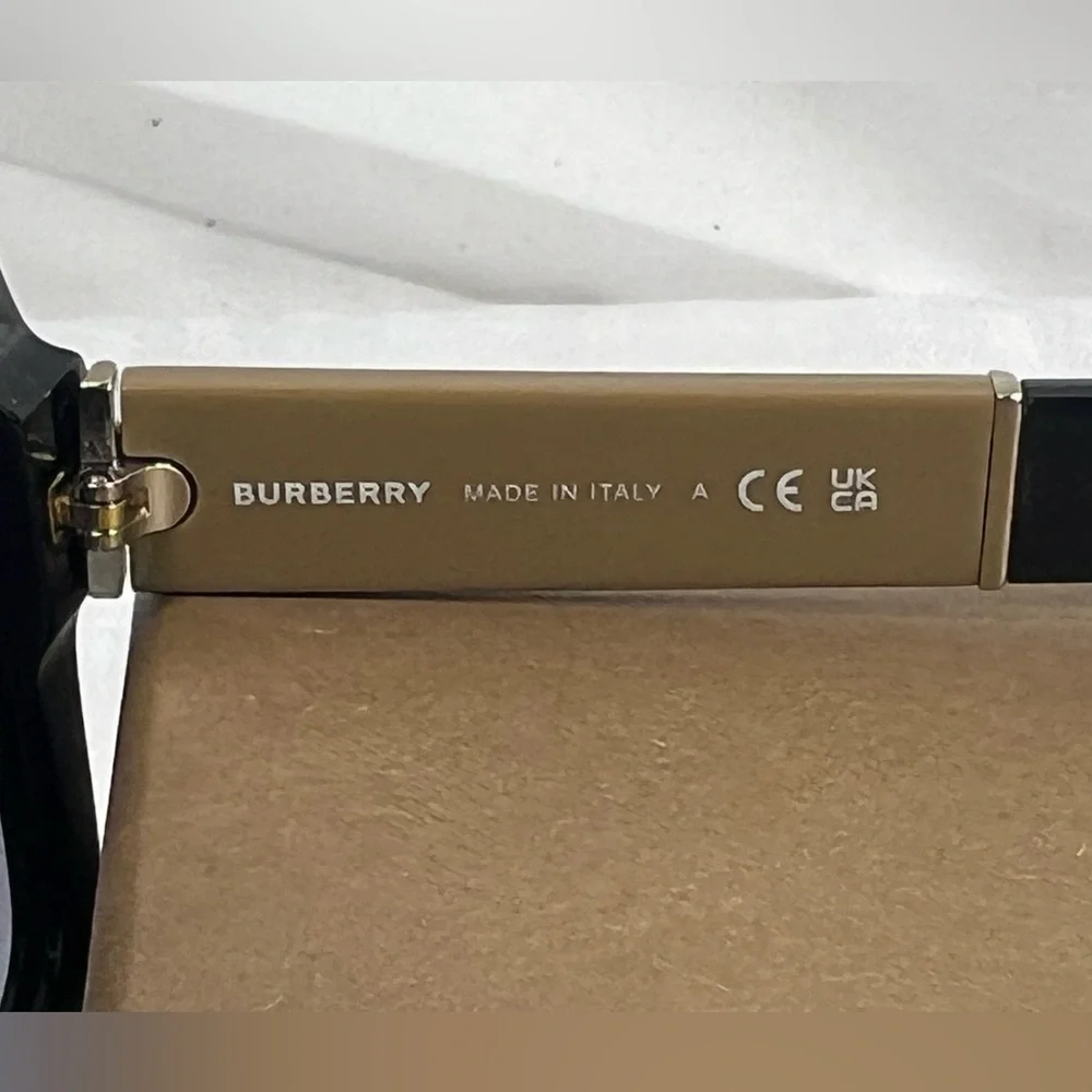 Burberry BE4160 Check Temple Square Sunglasses w/ Case & Box